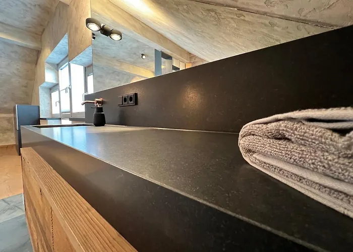 Der Extraklasse Mit Whirlpool Apartamento *
